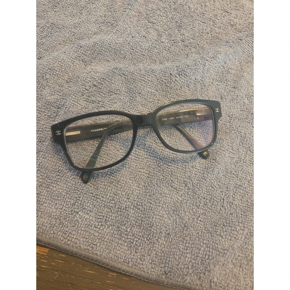 Chanel 3135 c.501 Black size 52/16/135 Made in Italy Eyeglasses